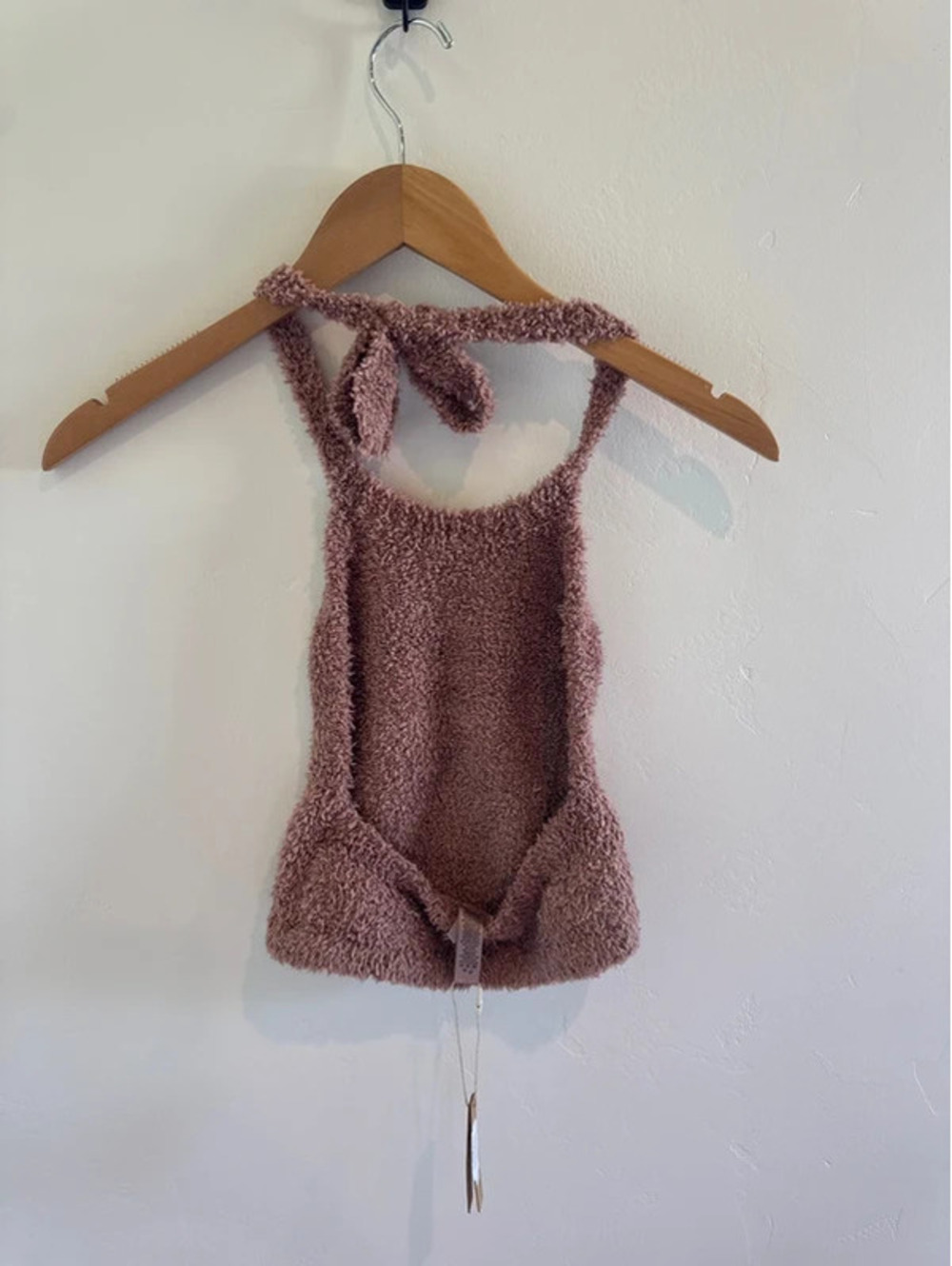 Skims Halter - Picture 5 of 5